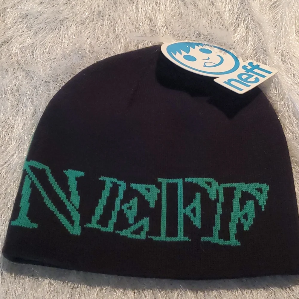 Neff Beanie - Picture 2 of 3